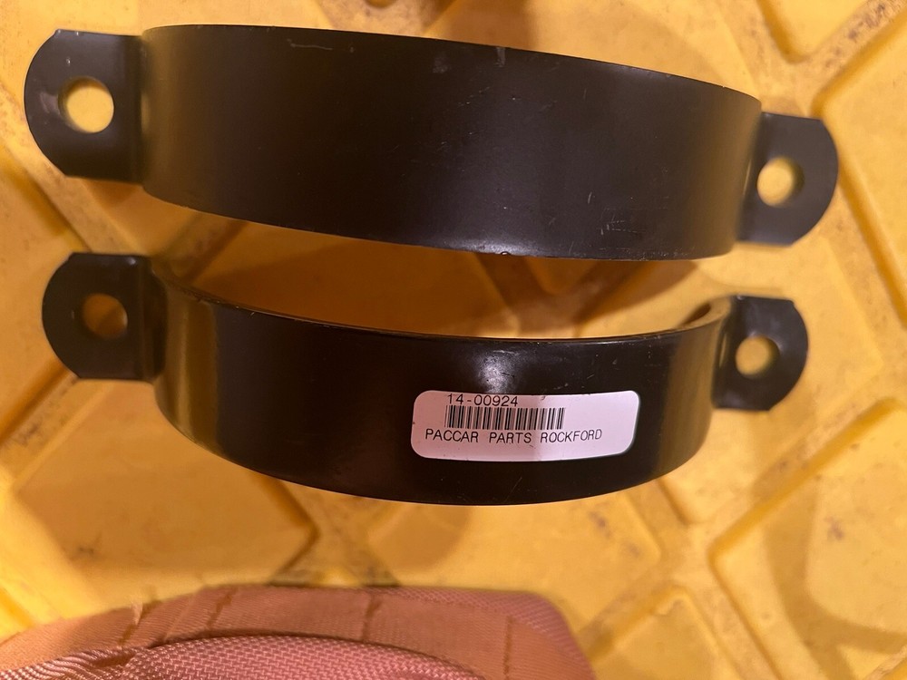 Exhaust Clamp Paccar 14-00924 (NOS)