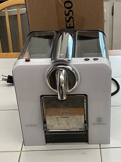 Nespresso Le Cube Automatic Espresso Pod Machine C180 Works But Has Issues Read