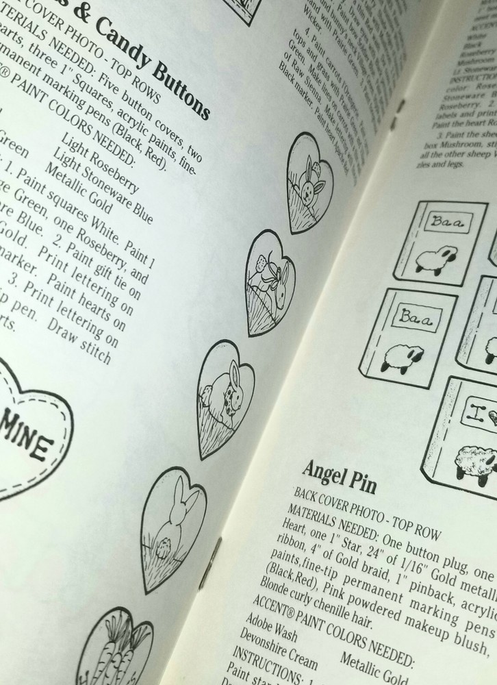 Buttons To Wear. Quick Projects By Jean Kievlan. Quick & Easy Painting Patterns.