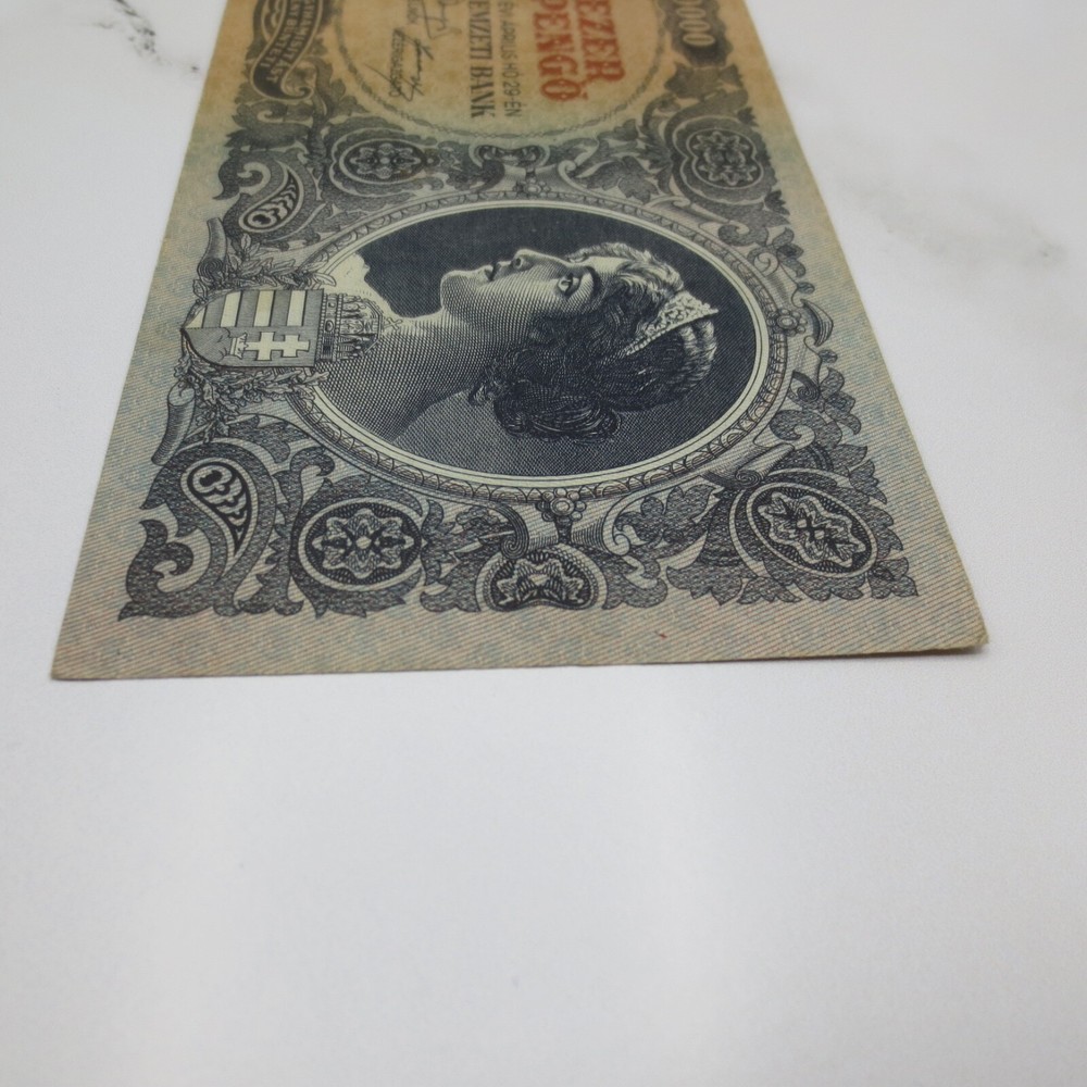 Hungary 10000 TIZEZER MILPENGO 1946