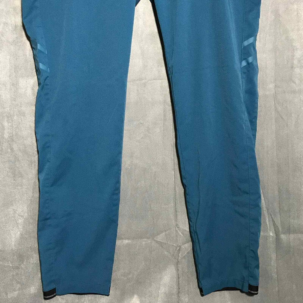 Grey’s Anatomy Impact By Barco Size Medium Scrub Set