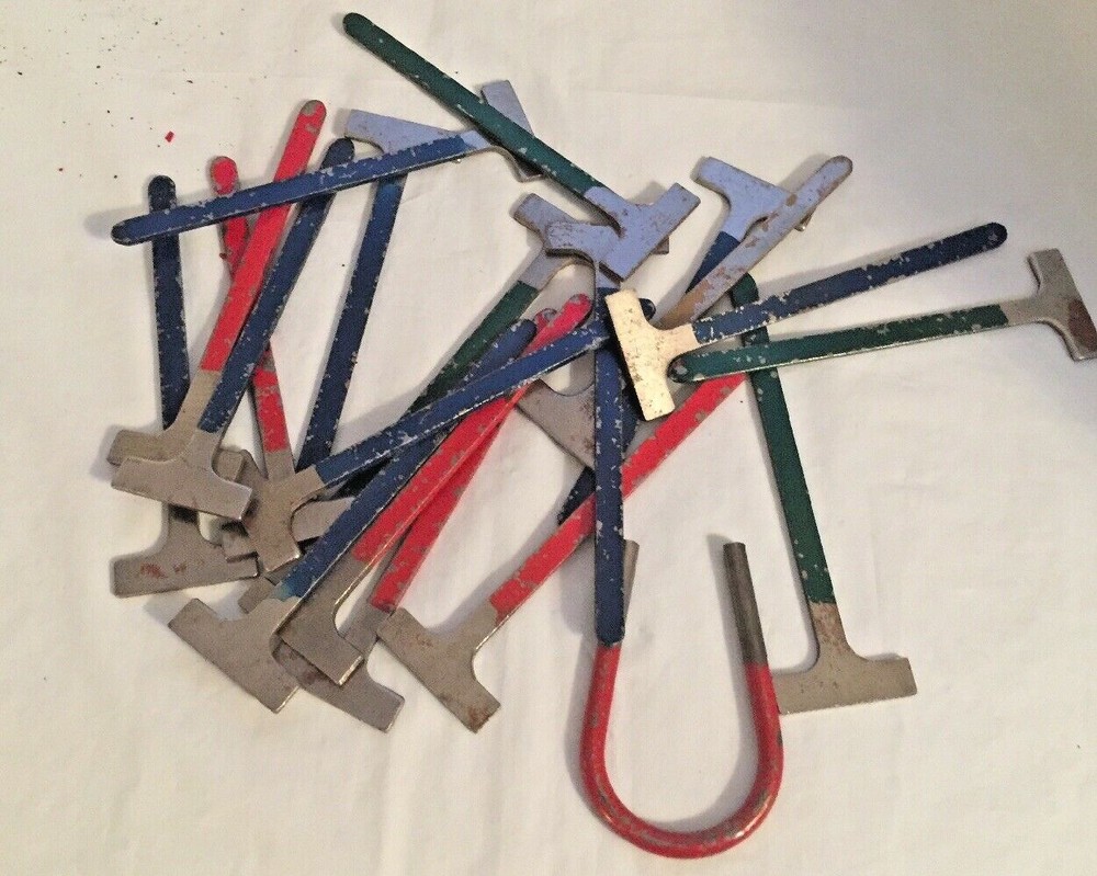 VINTAGE MAGNETIC JACKSTRAWS...SCATCO CO..