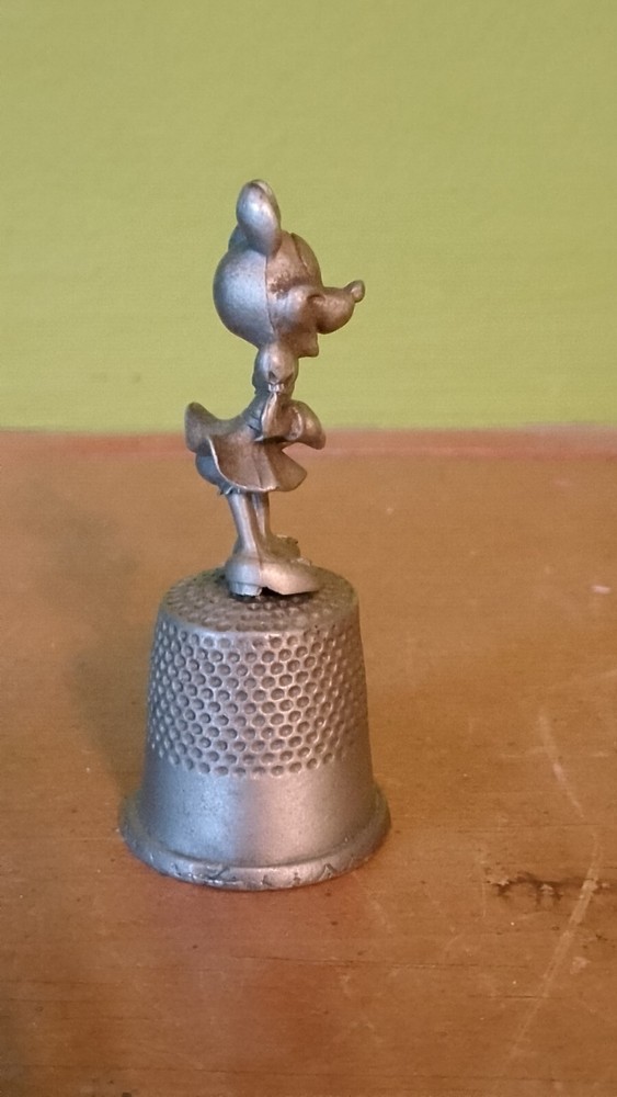 Disney Pewter Minnie Mouse Thimble