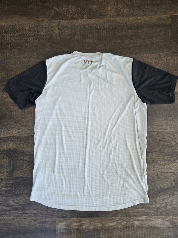 YT logo Jersey mens large SS