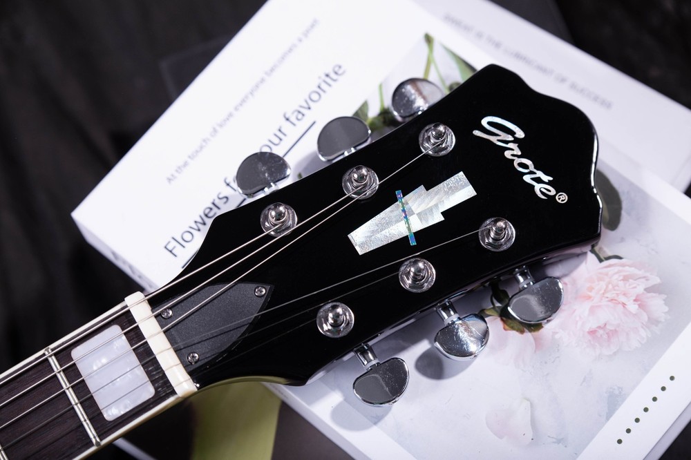 Grote Solid Gloss Black Finish Electric Guitar GTLP-02