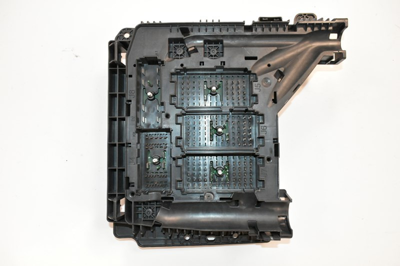 Freightliner Fuse Panel A0690283000 (628-10095)