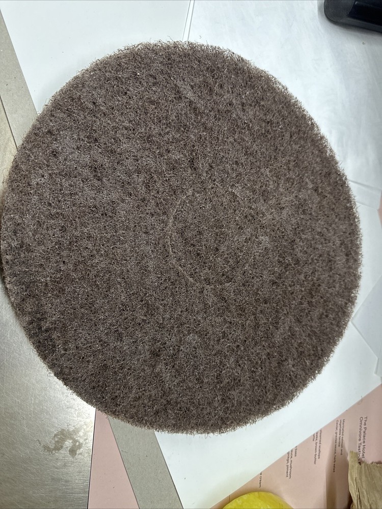 3M Brown Stripper Pad 7100, 12 in