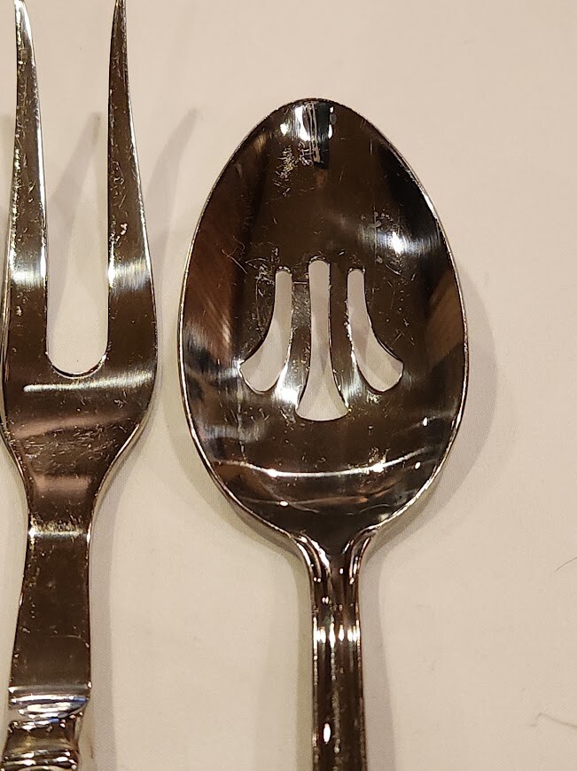 Reed and Barton RIBBON CREST Set of 7 Assorted Stainless Flatware Serving Pieces