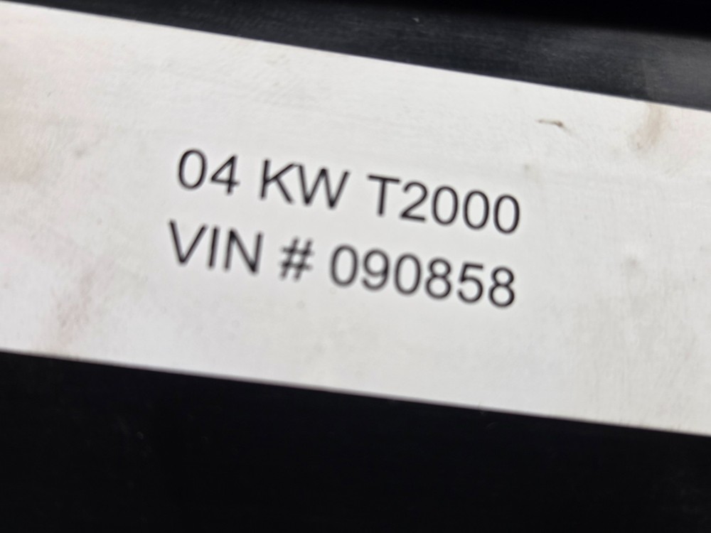 2004 KW T2000, GAUGE PANEL ,DASH CLUSTER , 108403 DEFLMPOW