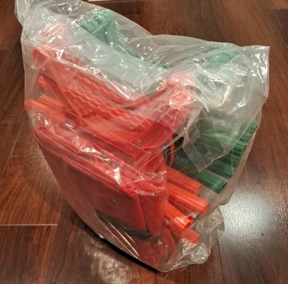 NWT 12 Pack Ruodon Christmas Light Strands Wrappable Holders w/Storage Bag