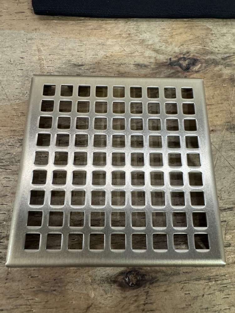 Infinity Drain LQD4-2H SC LQD 4 Squares Pattern Center Drain Kit *READ*