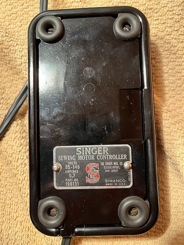 Singer Sewing Machine E99K EK738795