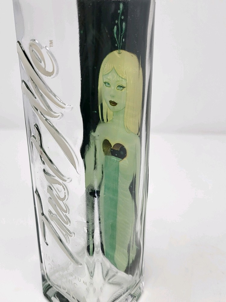 Trust Me Vodka Art Bottle