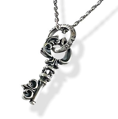 DEAL DESIGN Select Key Top - Spade
