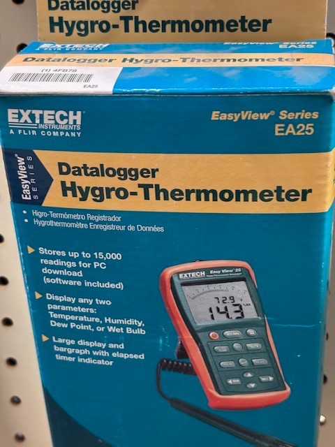 EA25 EXTECH THERMOMETER