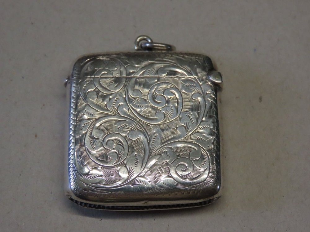 Solid silver vesta case, engraved pattern and initials