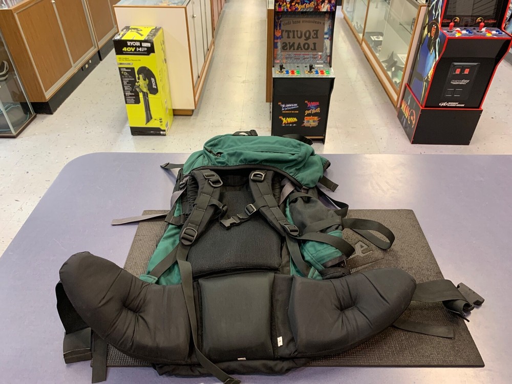 THE NORTH FACE Internal Backpack Green & Black