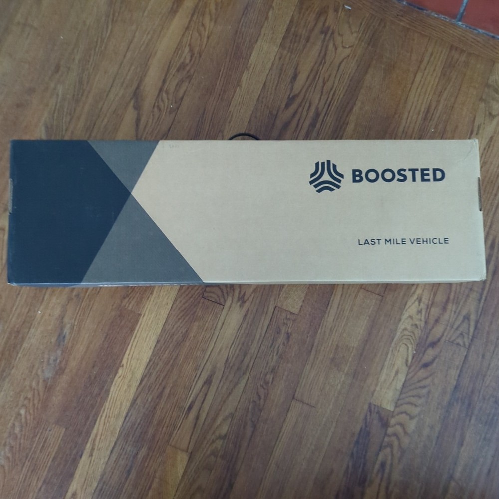 Boosted 2nd Gen Dual+ Electric Skateboard - Low Miles