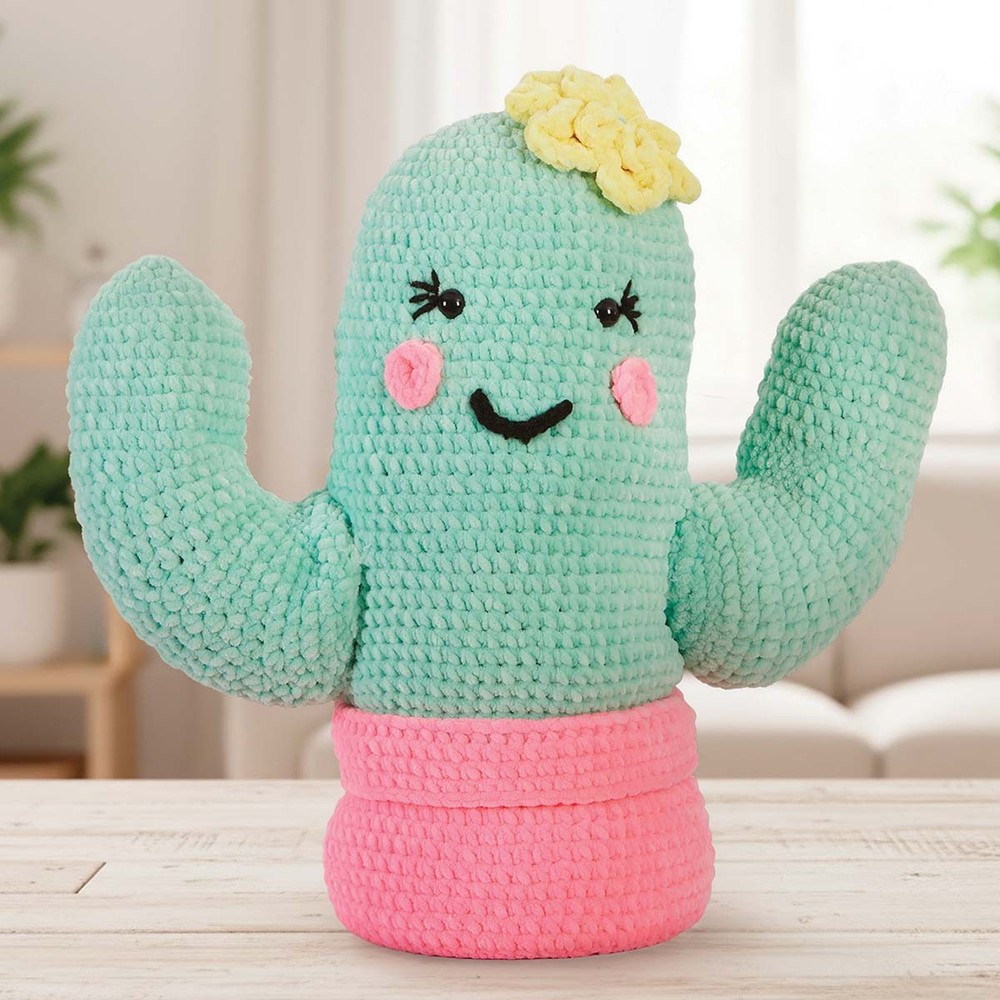 Soho™ Cactus Cutie Crochet Kit
