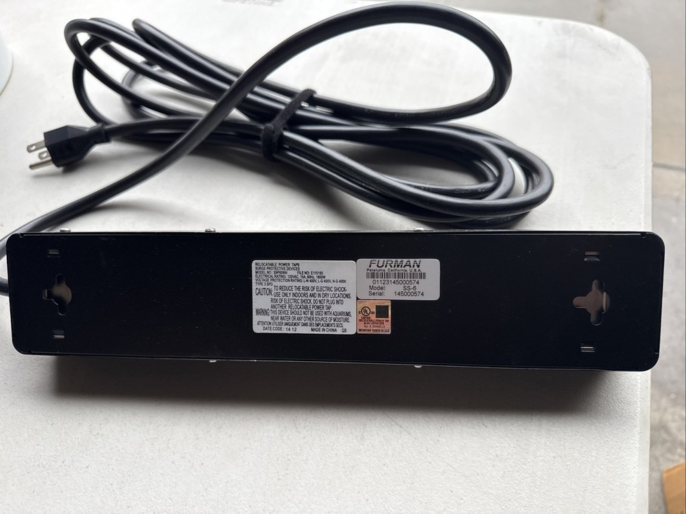 Furman Power Strip Model SS-6
