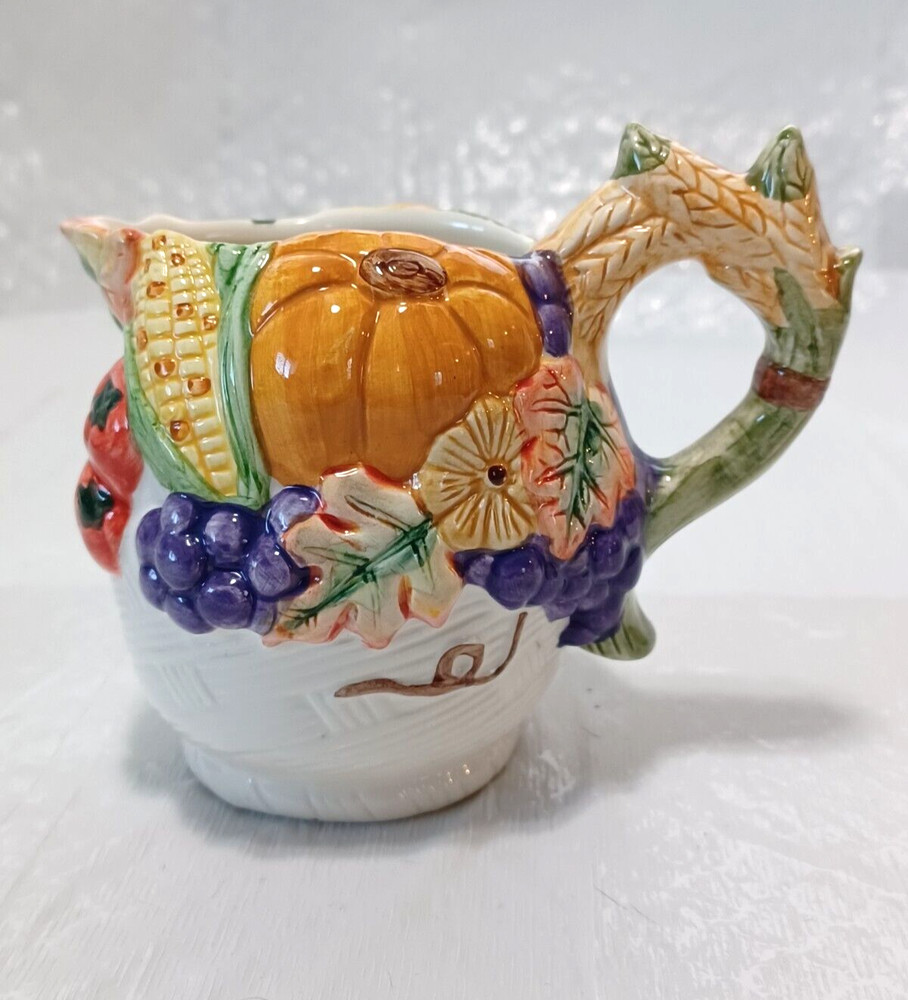 Long Rich Harvest Vegetable Creamer & Sugar Ceramic Set