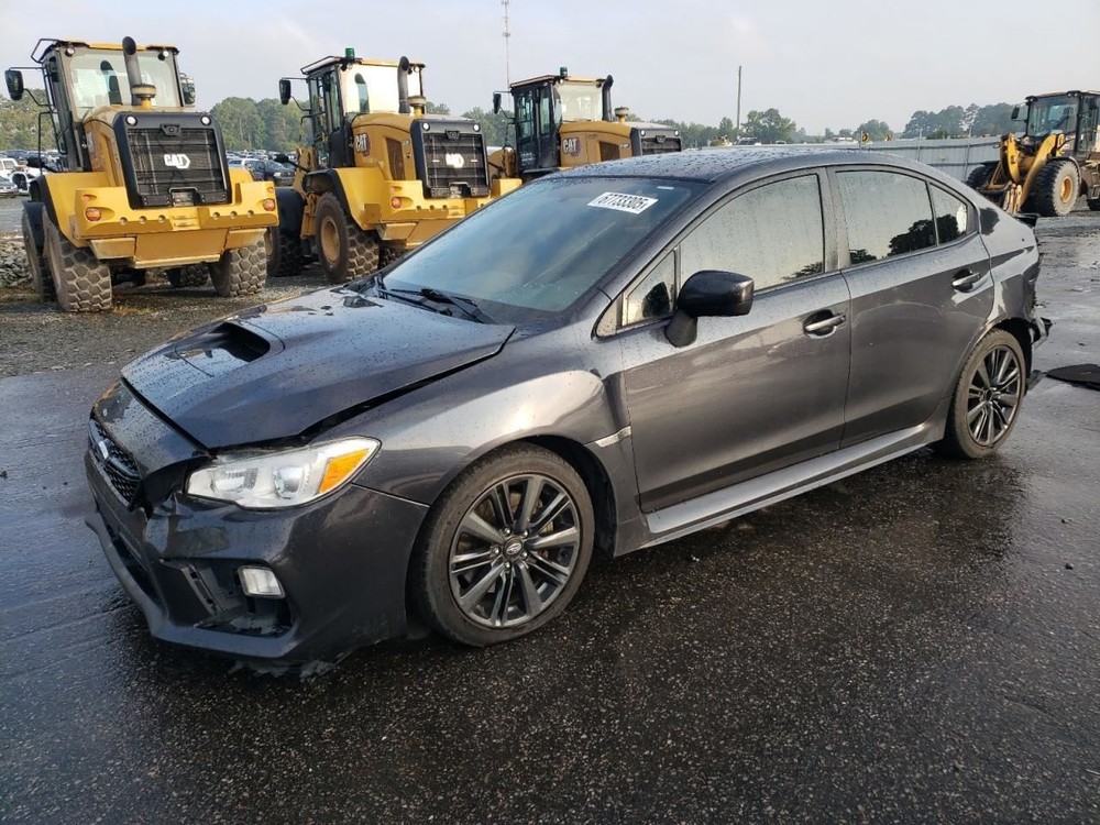 V60       2019 Glove Box 4785945