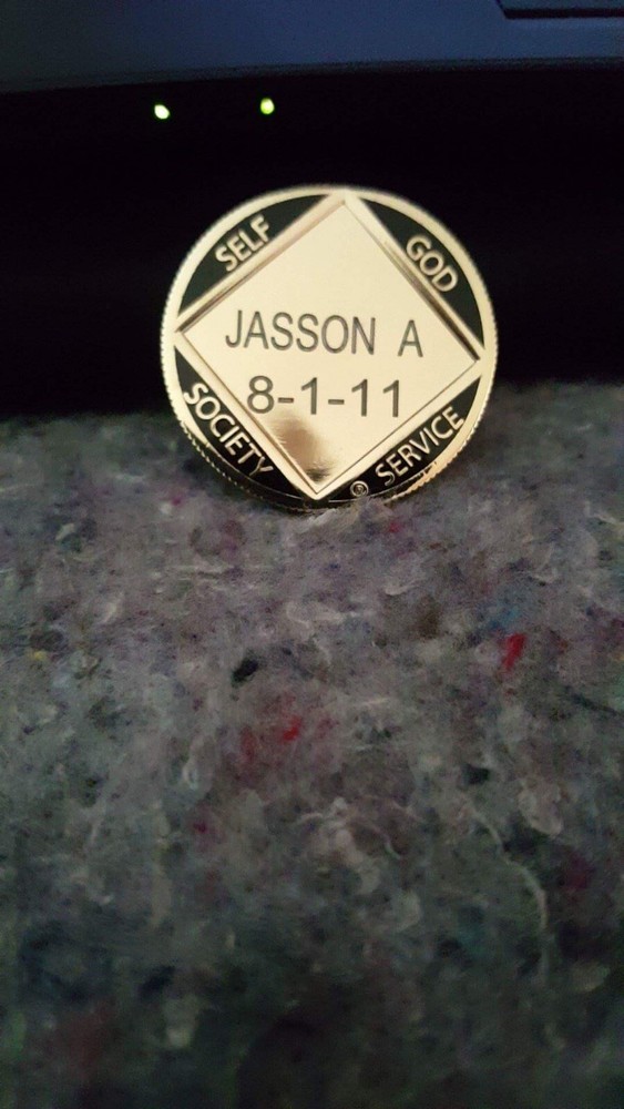 Narcotics Anonymous Medallion Custom Engraved with Name/clean Date.