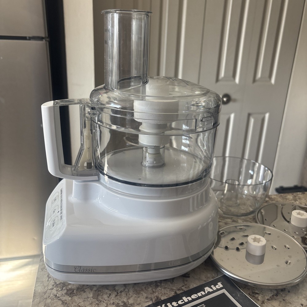 KitchenAid KFP500WH Classic 9 Cup Food Processor White Complete Set W/Box EUC