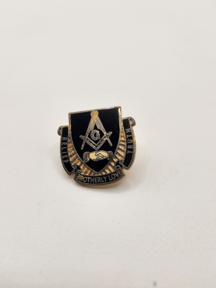 Masonic Pin Brotherly Love