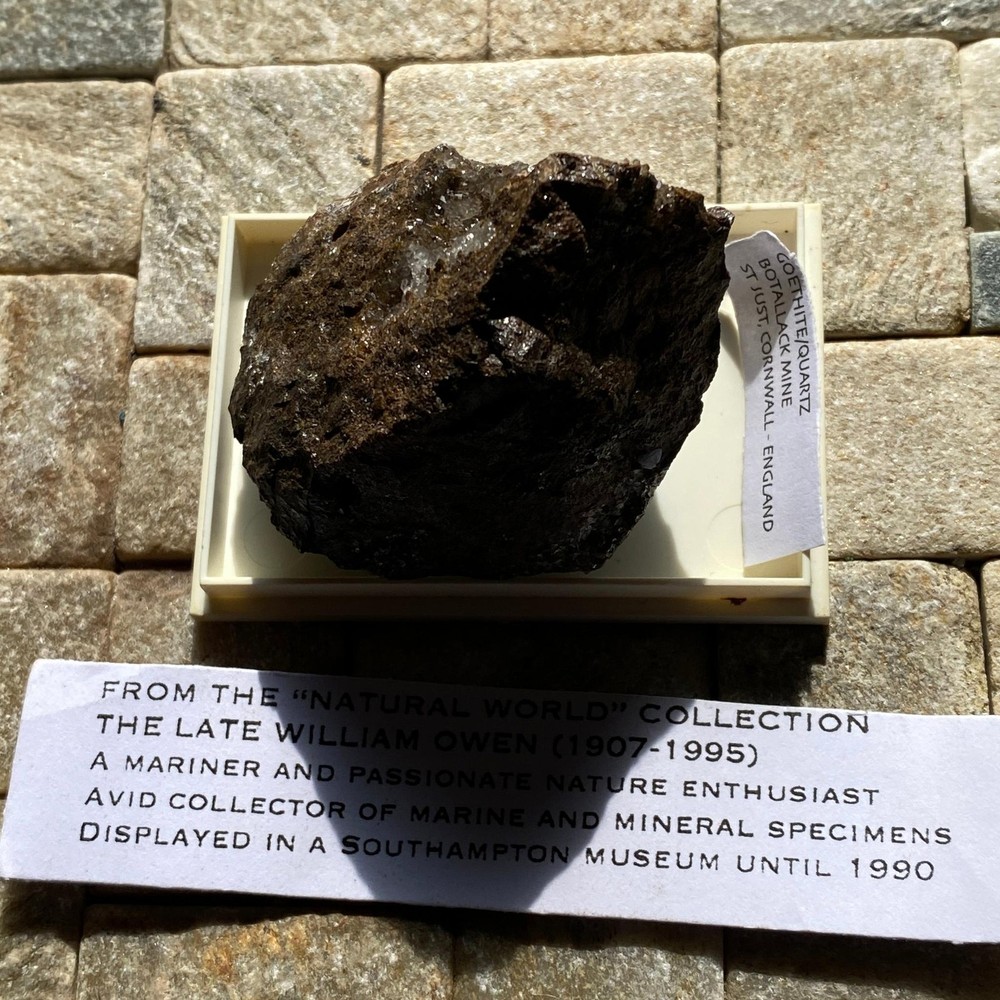 GOETHITE/QUARTZ FROM BOTALLACK MINE, CORNWALL 50g MF6686