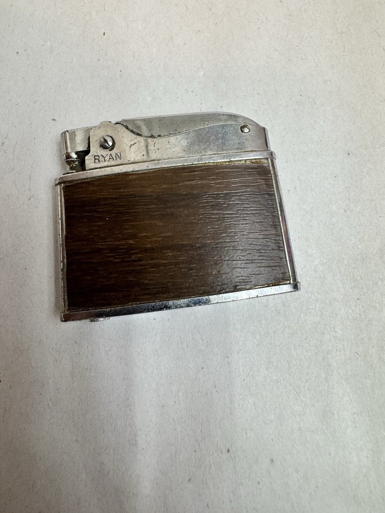 ryan lighter japan wood grain look
