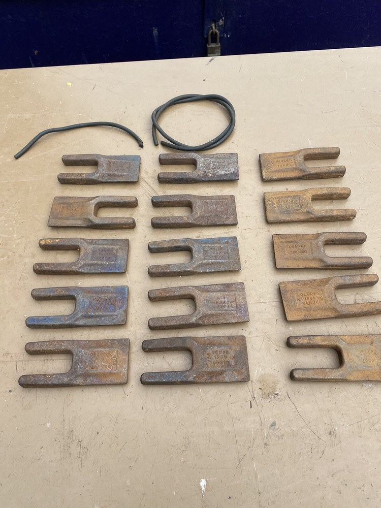 NEW PENGO # 1650 AUGER DRILLING TEETH / FAST LOCK