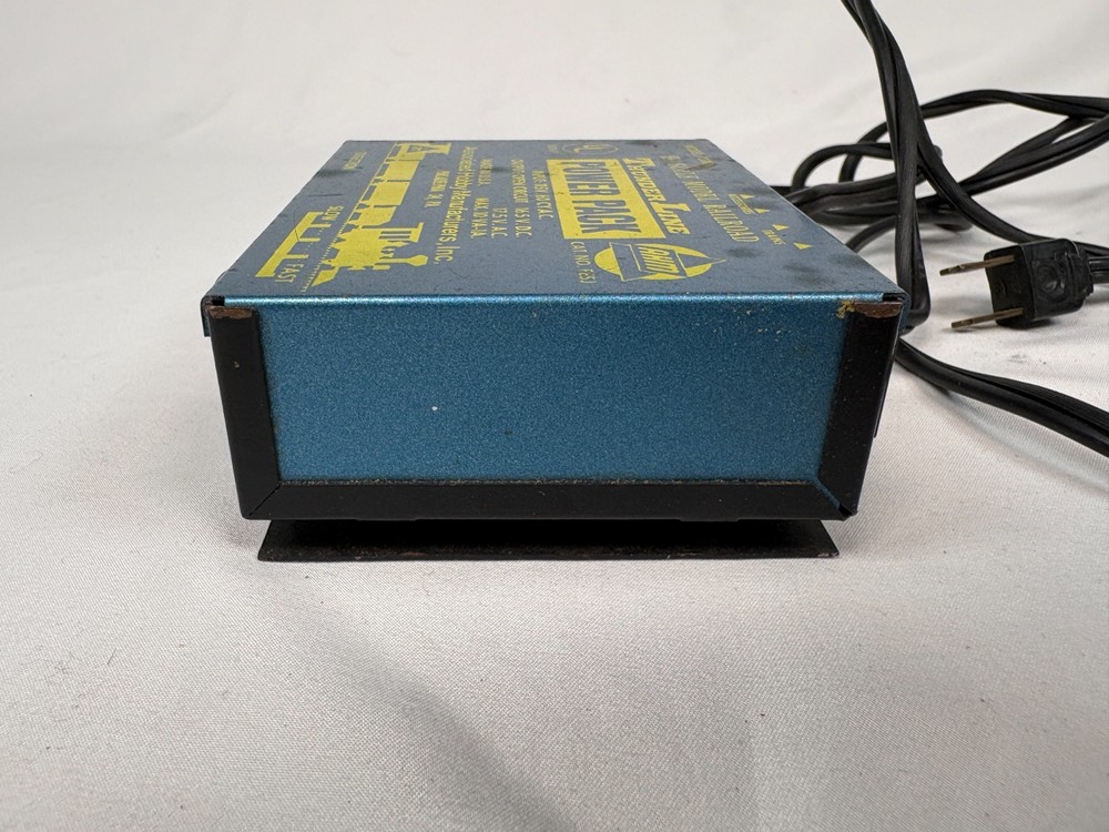 AHM Thunder Line Power Pack 70002 Transformer HO Scale Model Railroad Untested