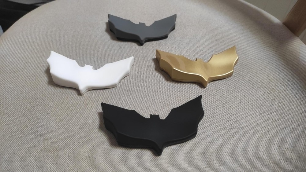 Kreeqe Mouse Wrist Rest Support, Bat Shape Rest, Sliding Medium, Black