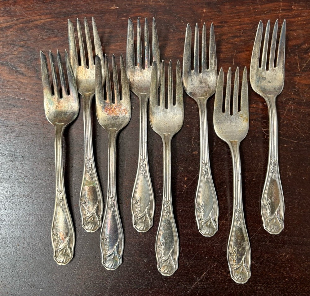 Unity Silverplate Callalily Pattern Forks Set of 8