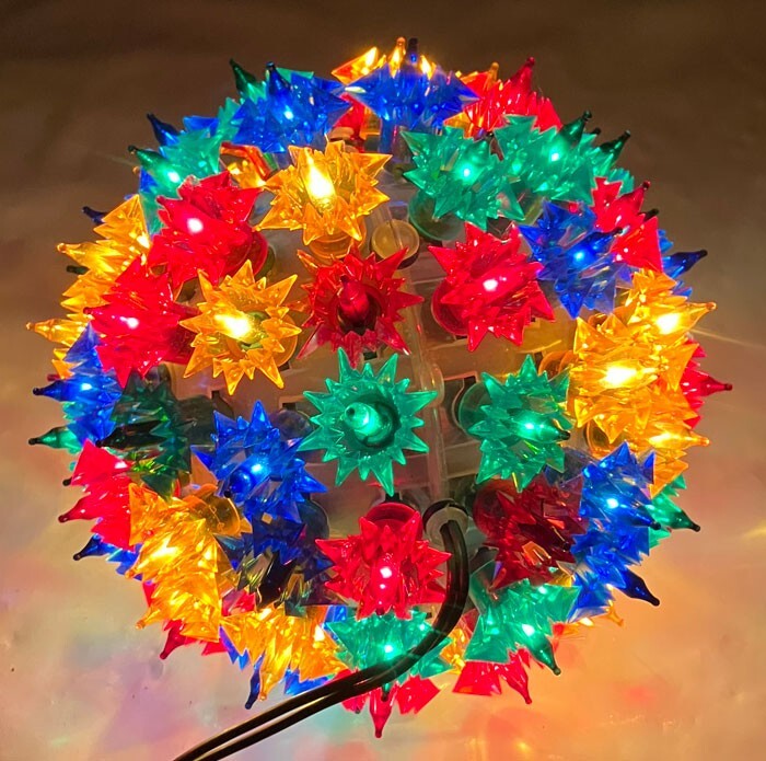 VINTAGE GE HOLIDAY CLASSICS 6” SUPER SPHERE 100 LIGHTS