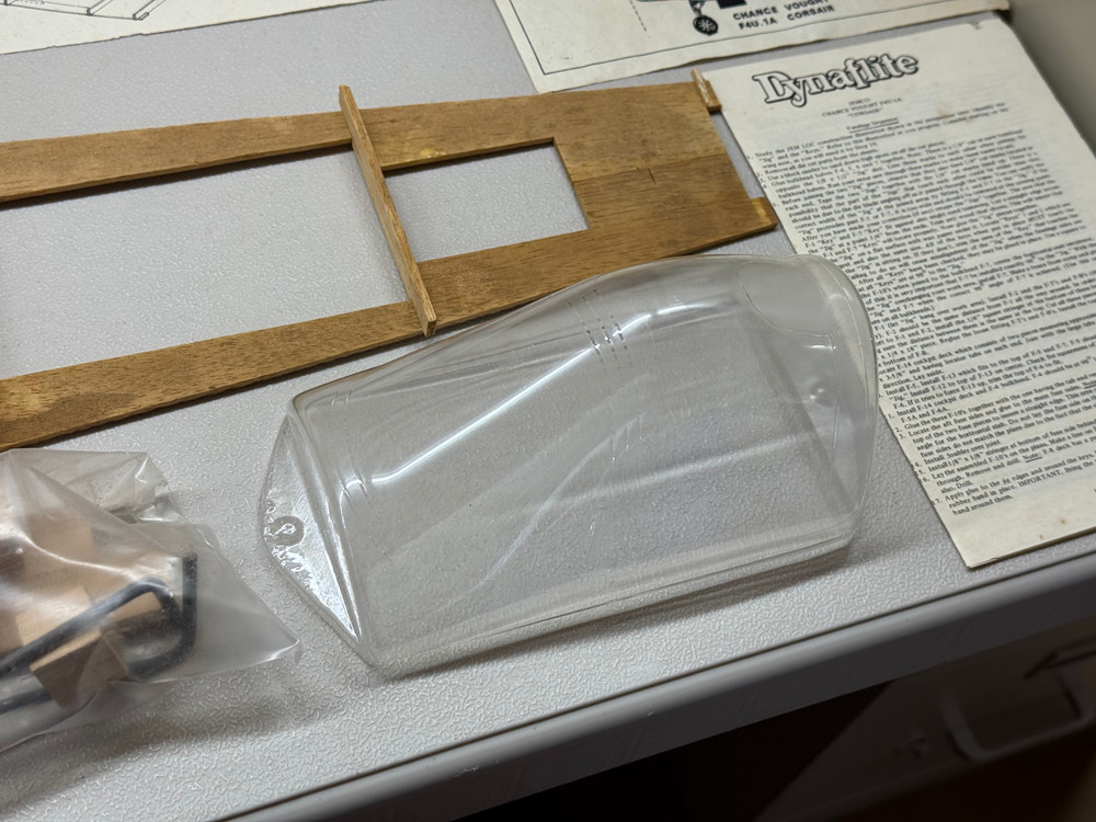 *PARTIALLY CONSTRUCTED* Dynaflite Marks Models 54" Corsair RC Airplane Kit