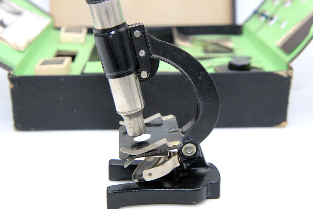 Vintage Gilbert Microscope Set No. 200 w/ Polaroid Junior