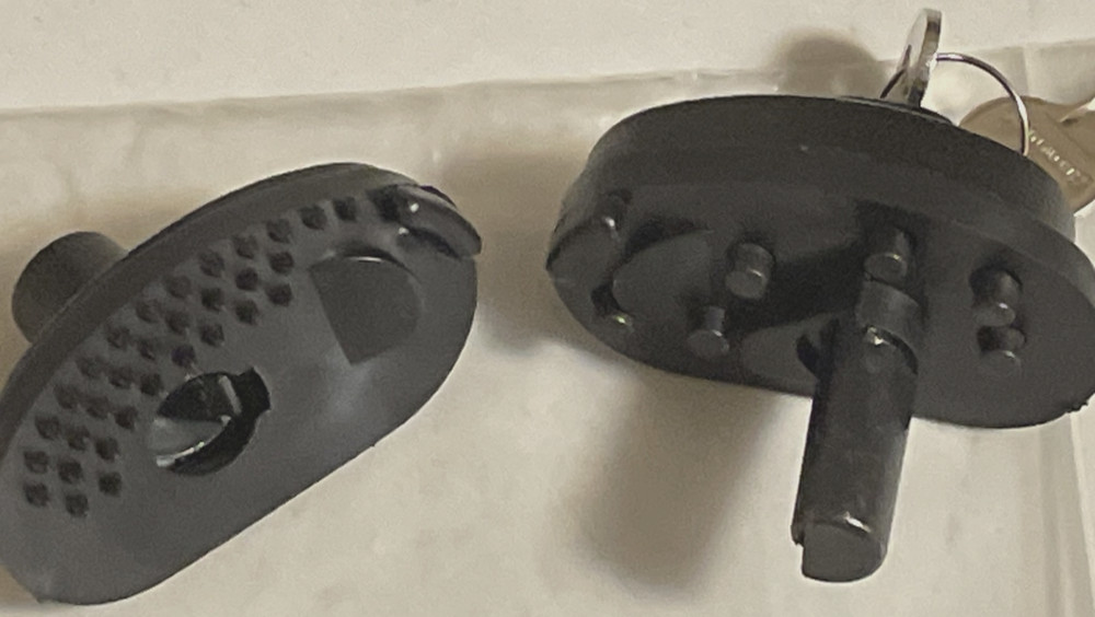 Browning Gun Lock Trigger Lock Includes 2 Keys New Includes Instructions