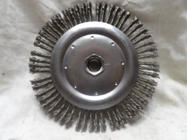 Knot Wire Brush 9000 rpm