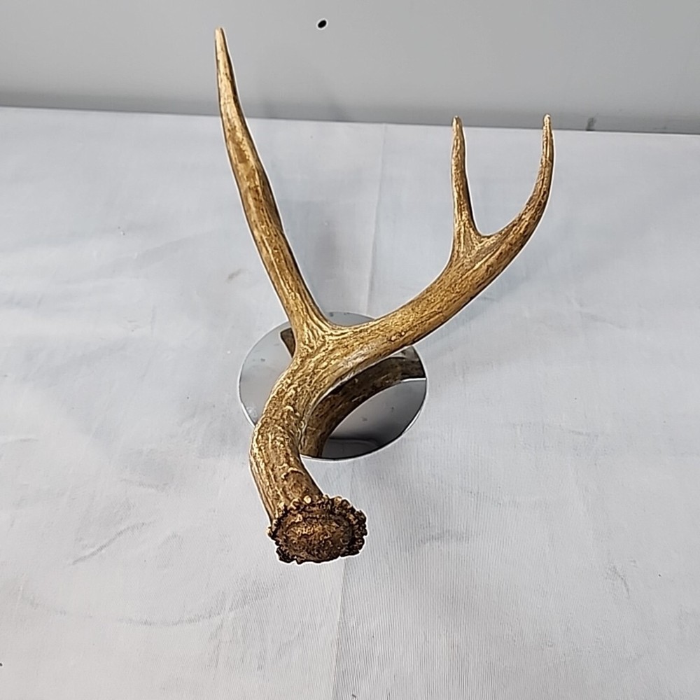 Deer Antler Single 3 Point on stand