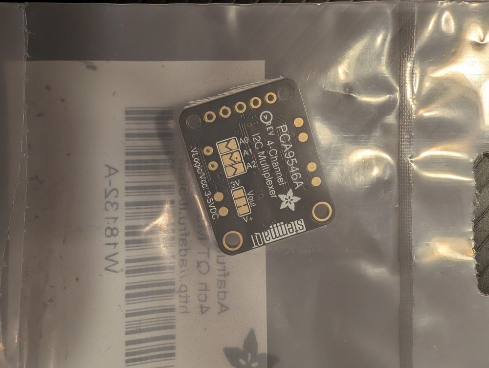 Adafruit PCA95664