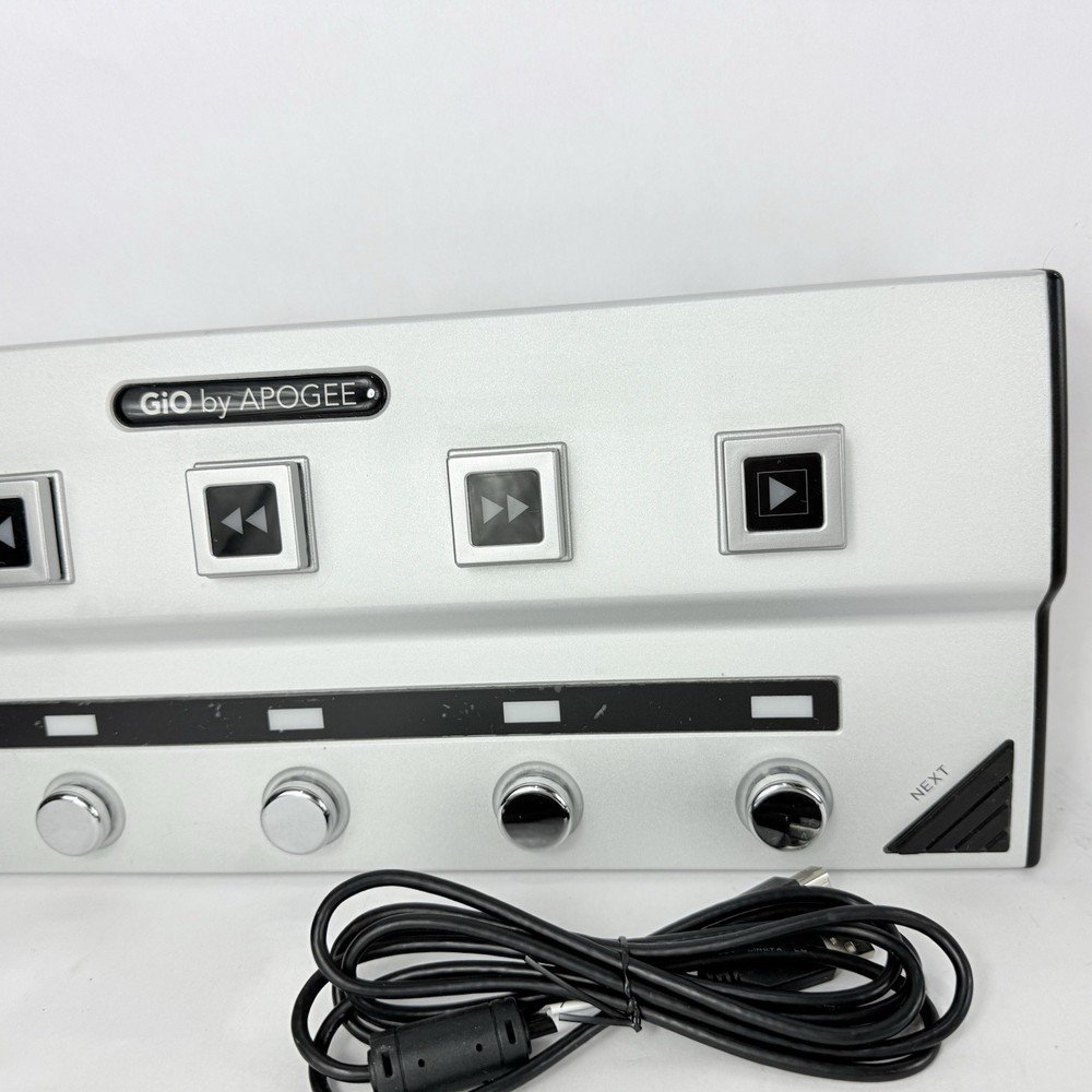 Apogee Silver Gio USB Stomp Interface Pedalboard Footcontroller Guitar FX