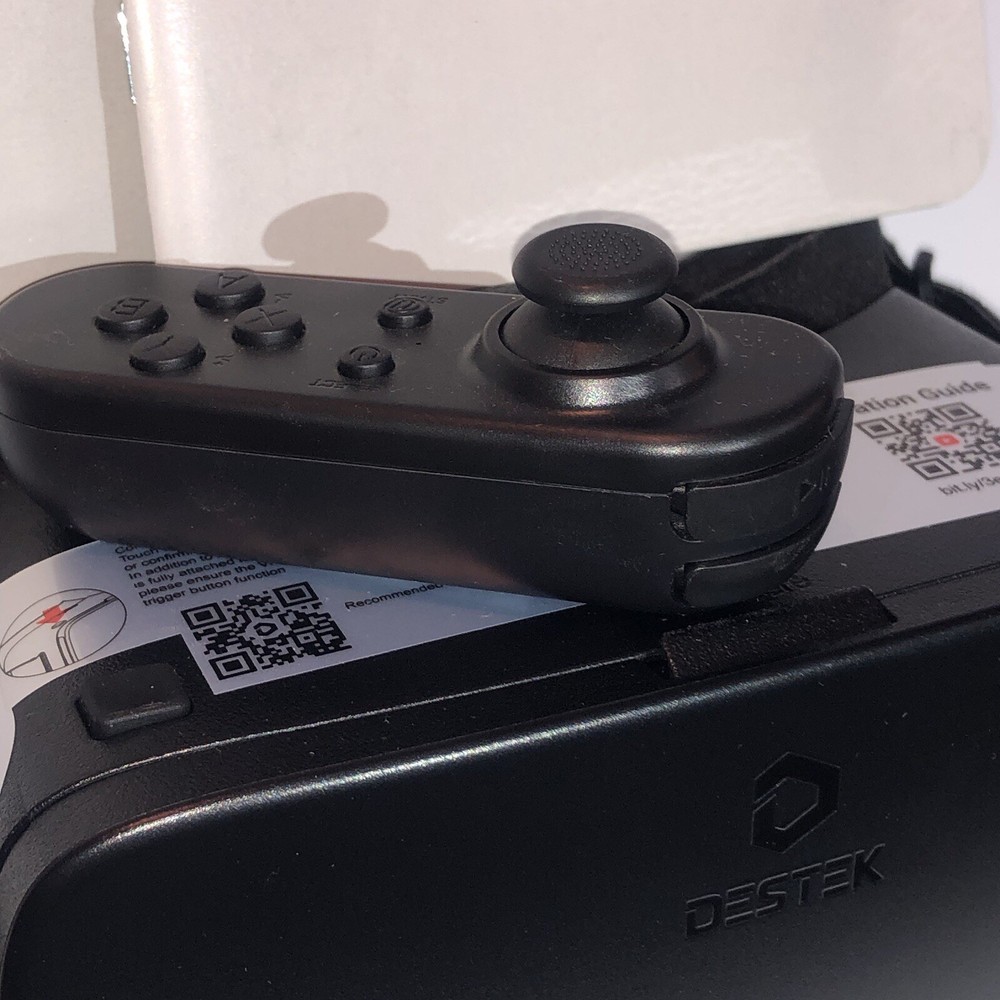 DESTEK V5 VR Headset/iPhone 13/12/11 /Samsung/Android with Controller/Black