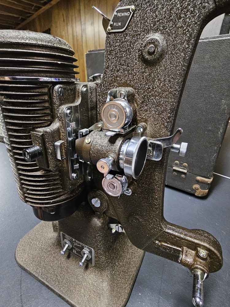 Bell & Howell Filmo 8mm Master 400 Projector