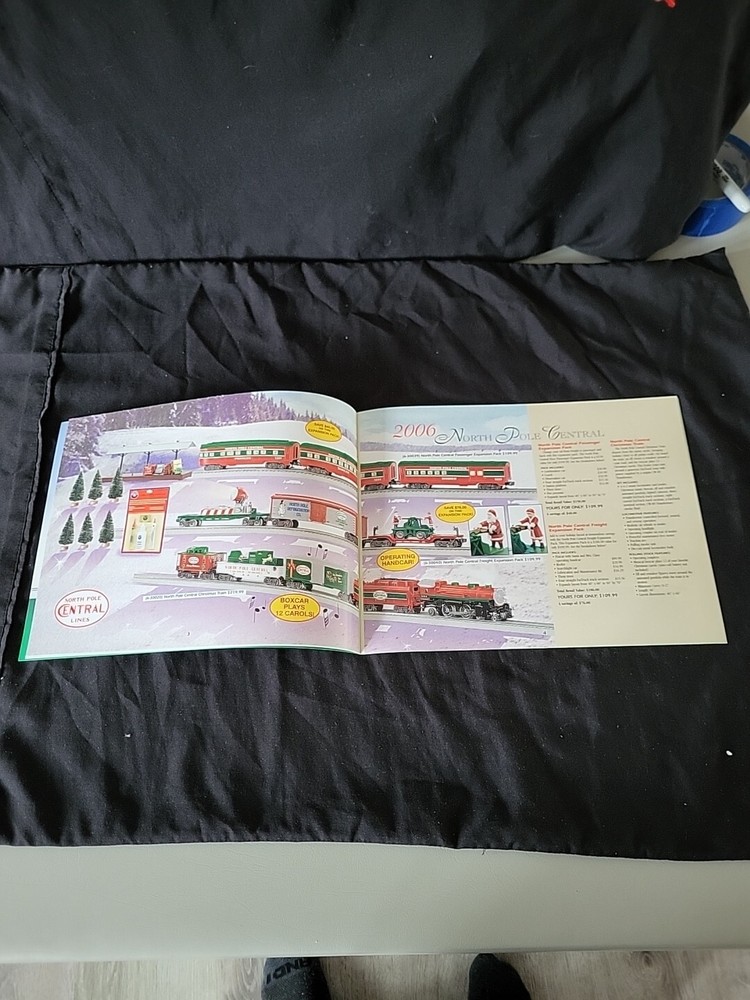 2006 Lionel Trains Christmas Catalog - Mint
