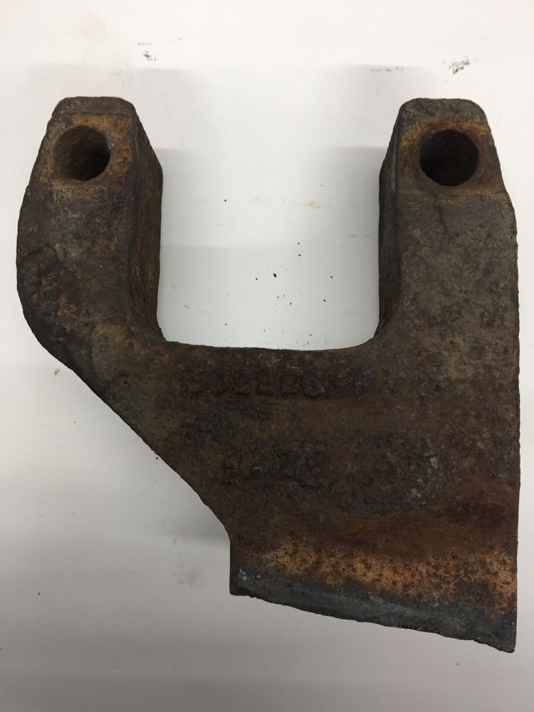 Peterbilt Torque Rod Bracket 0305467 (338-10096)