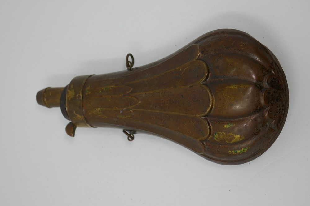 Antique 1800s Brass Copper Muzzleloader Hunting Gun Powder Flask EMPTY