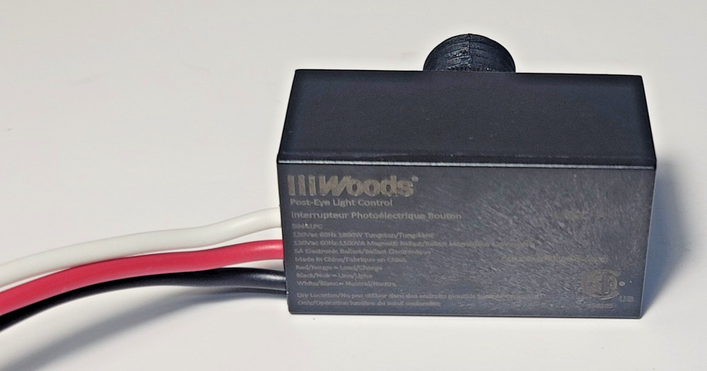 Woods Pro Hardwired Button Photo Control (59441PC)