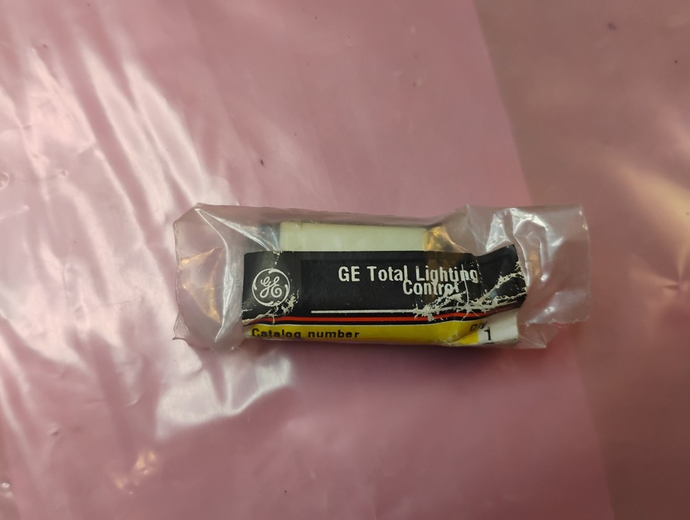 GE Total Lighting Control RA232 Switch Blank ivory - Fast Ship